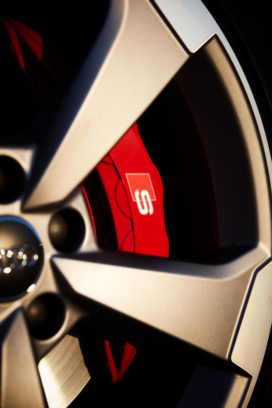 Колеса Audi S4 Avant (B9) 2019 года  (AU) (фото 17 из 25)
